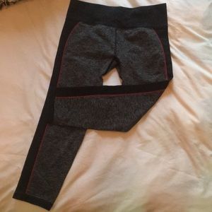 Forever 21 capri leggings